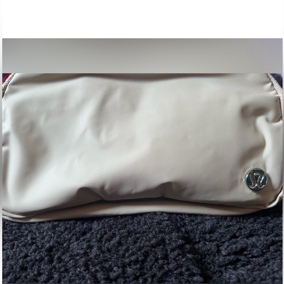 🦄TRENCH Everywhere Belt BAG - Picture 4 of 6